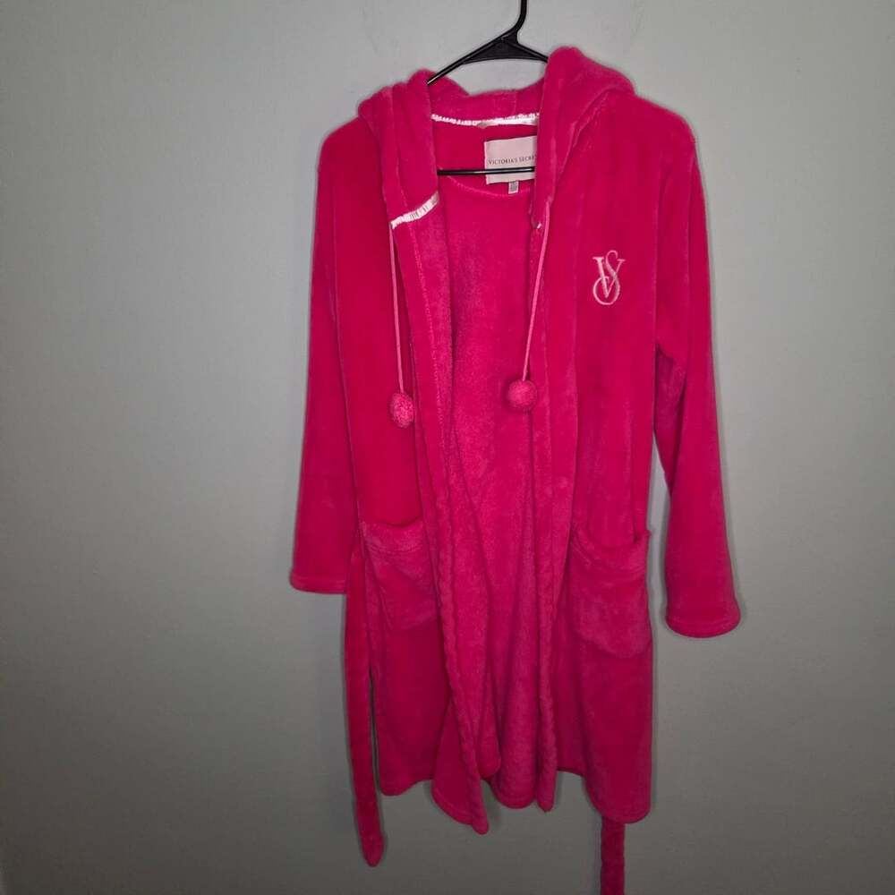 Victoria's Secret Hooded Robe Size S Hot Pink Plush Fleece Pom Pom